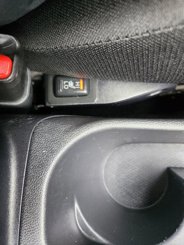 2011 Mitsubishi RVR SE Photo