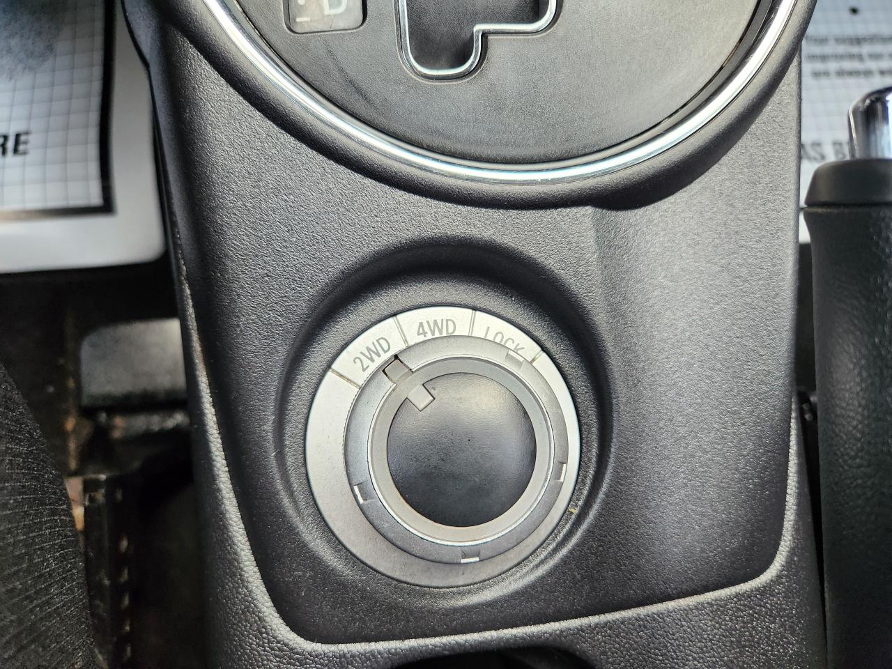 2011 Mitsubishi RVR SE Photo