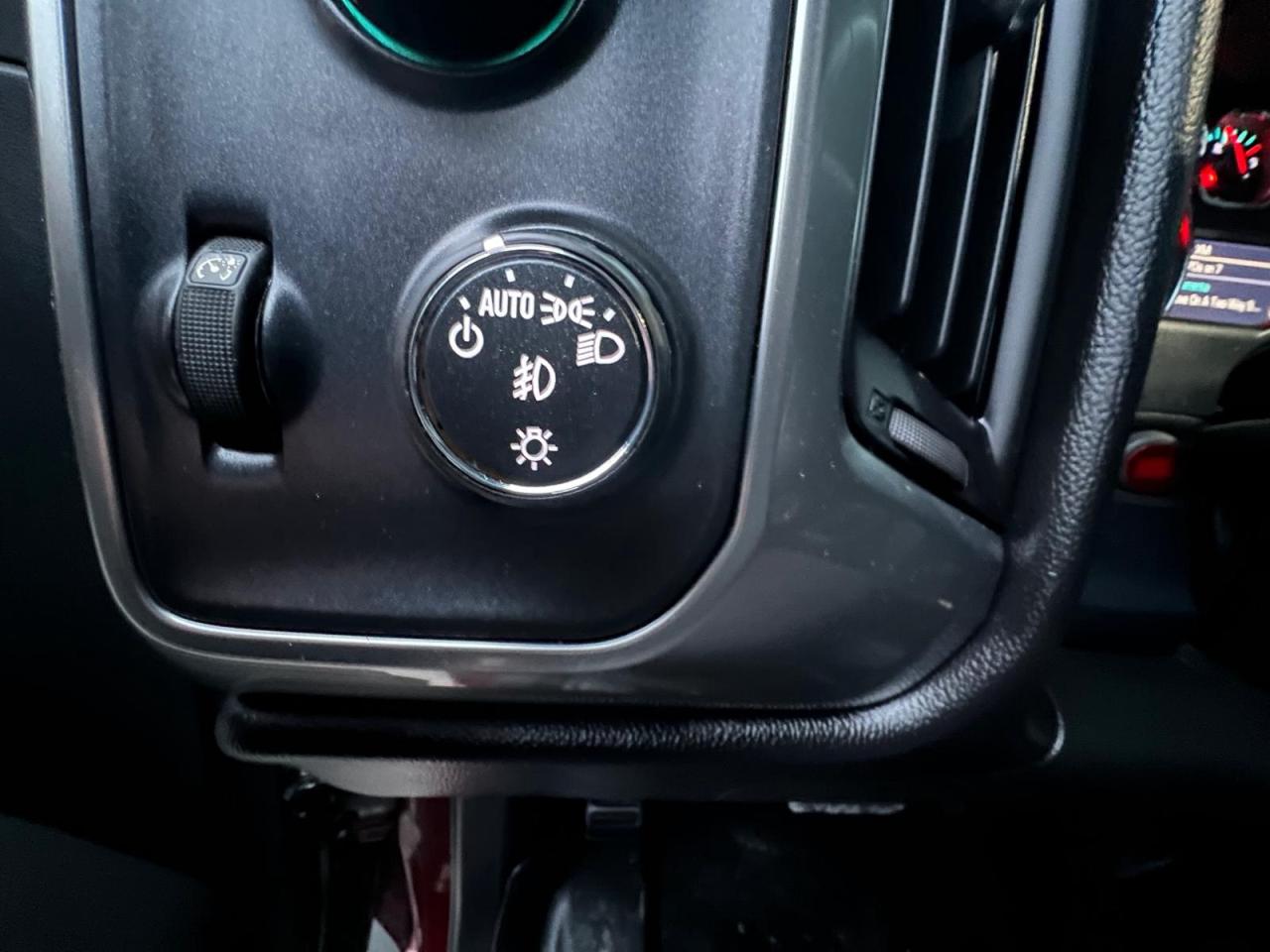 2016 Chevrolet Silverado 1500 LT 143.5**LOW KMS*LEVELLED** Photo