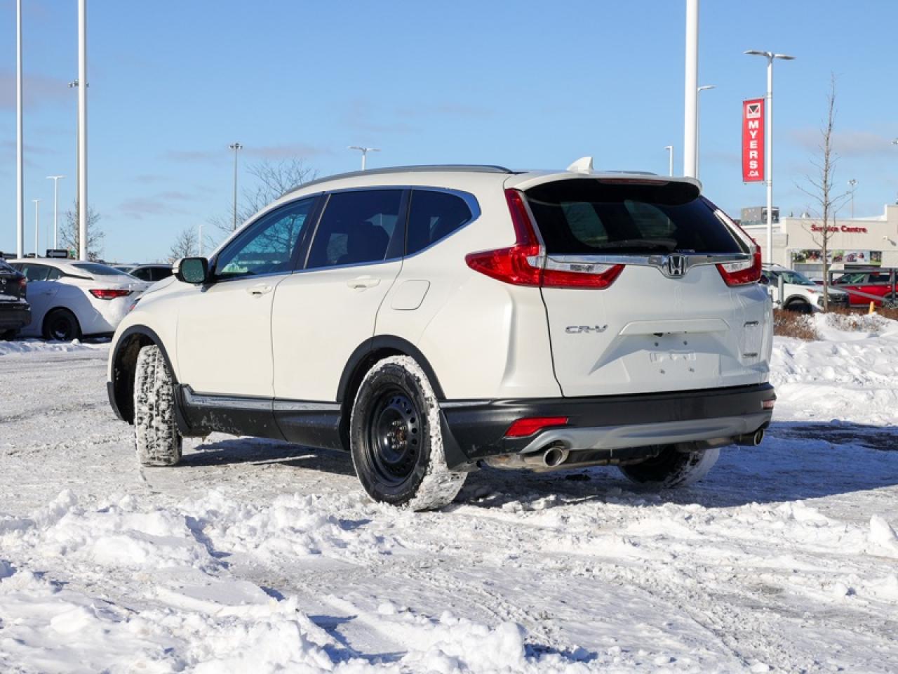 2018 Honda CR-V Touring AWD  - Navigation -  Sunroof - $186 B/W Photo3