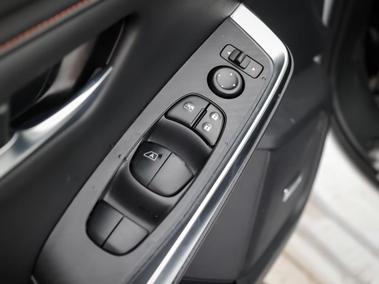 2023 Nissan Sentra SR  - Sunroof -  Remote Start - $170 B/W Photo