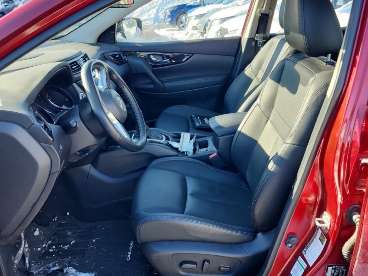 2023 Nissan Qashqai SL AWD  - Leather Seats - $208 B/W Photo2