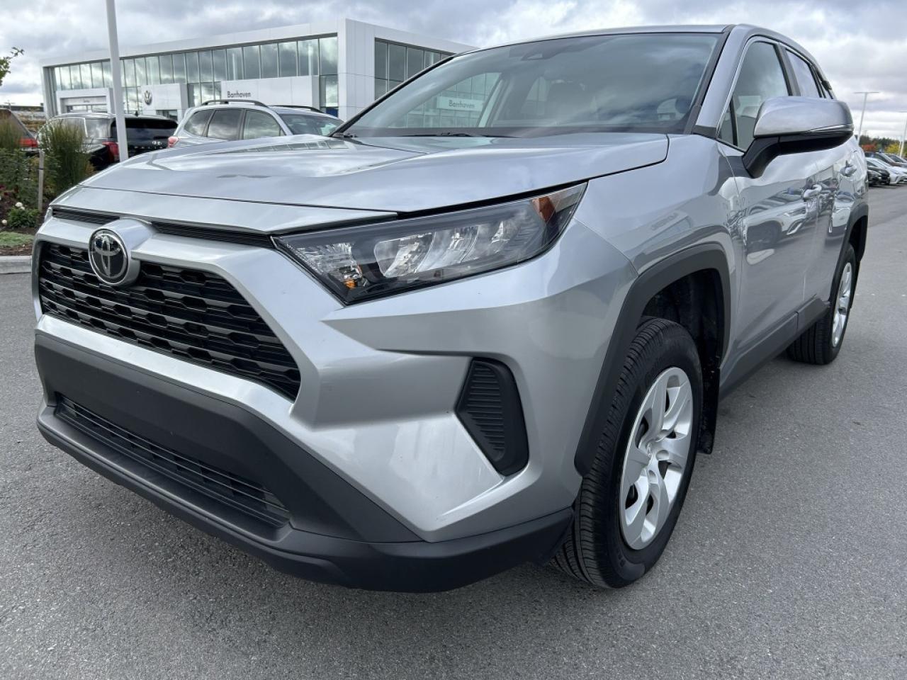 2024 Toyota RAV4 LE  - Heated Seats -  Apple CarPlay Photo3