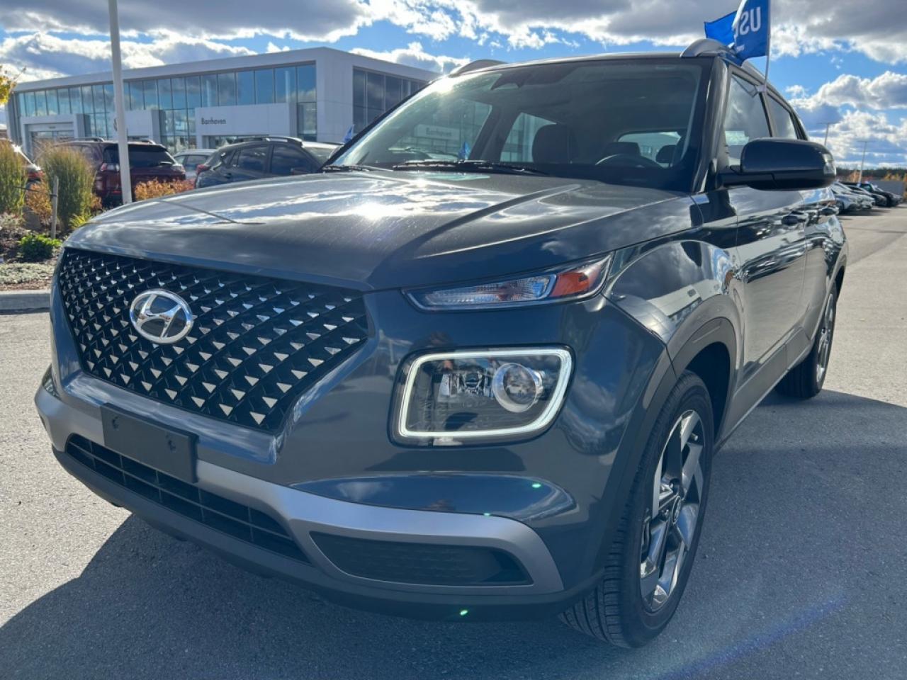 2023 Hyundai Venue Preferred  - Heated Seats -  Apple CarPlay Photo3