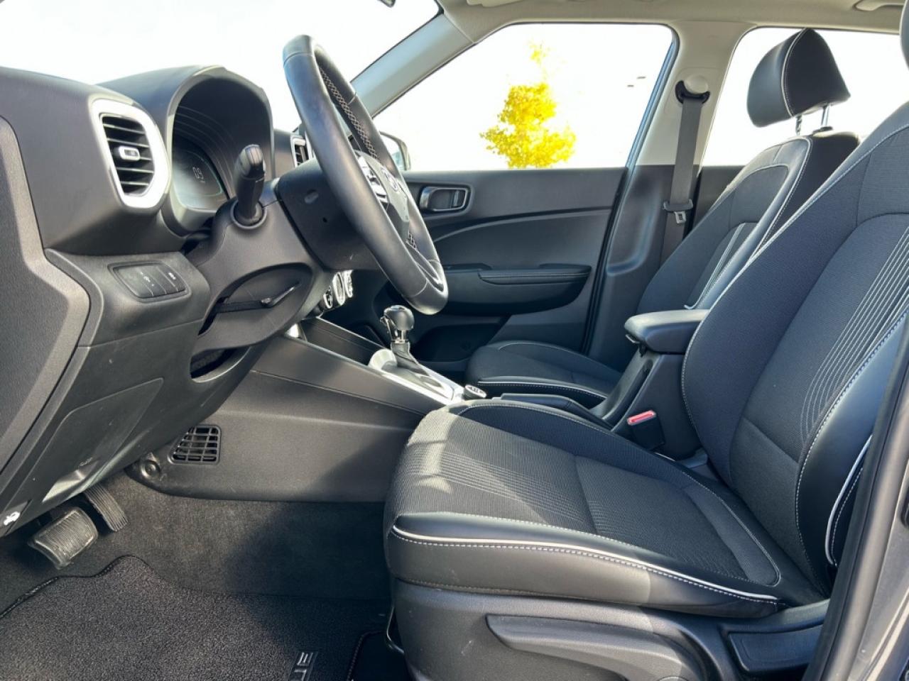 2023 Hyundai Venue Preferred  - Heated Seats -  Apple CarPlay Photo