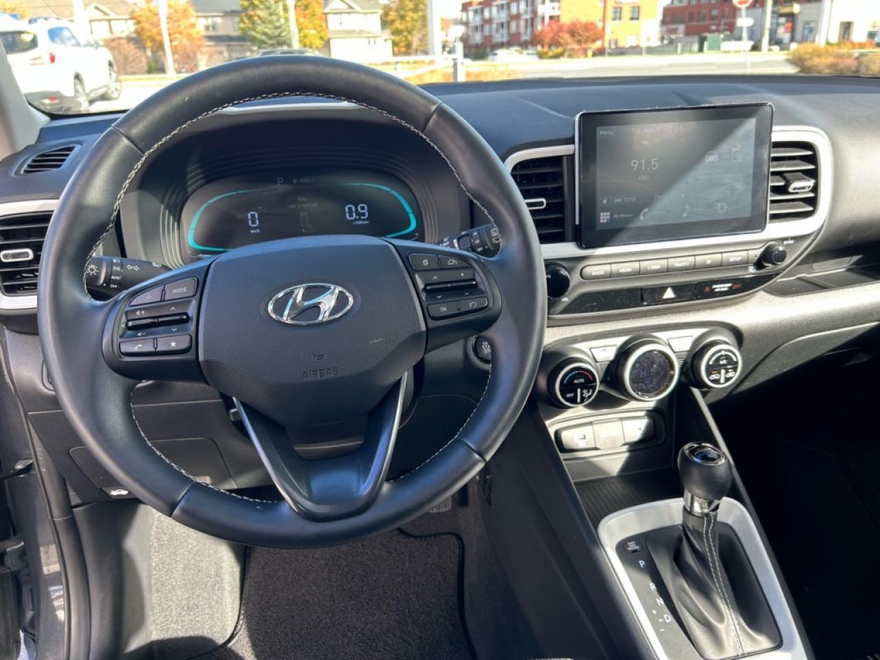 2023 Hyundai Venue Preferred  - Heated Seats -  Apple CarPlay Photo