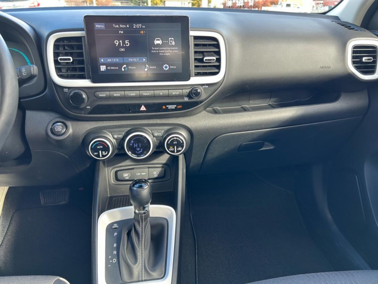 2023 Hyundai Venue Preferred  - Heated Seats -  Apple CarPlay Photo