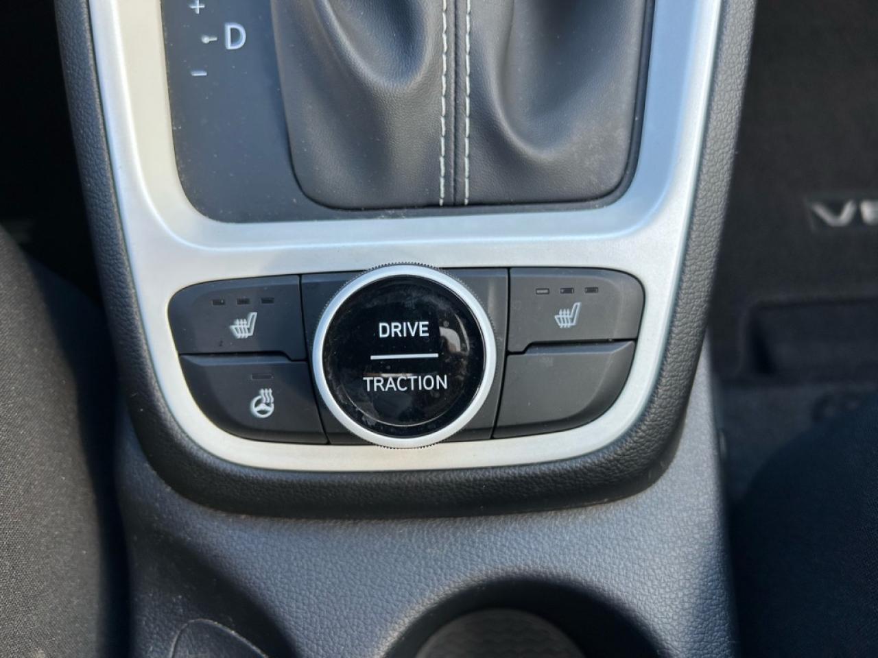 2023 Hyundai Venue Preferred  - Heated Seats -  Apple CarPlay Photo