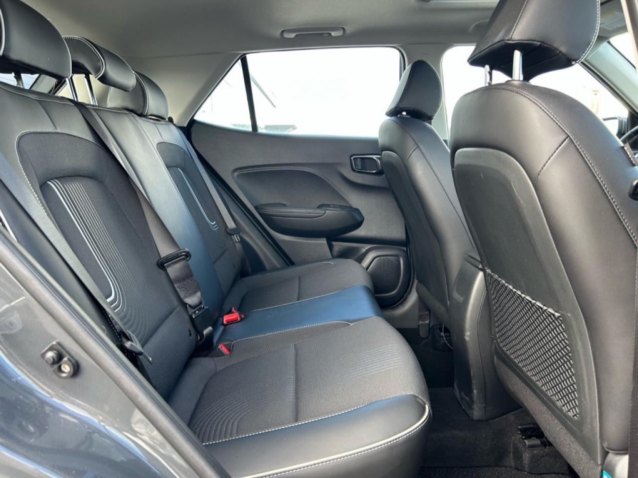 2023 Hyundai Venue Preferred  - Heated Seats -  Apple CarPlay Photo