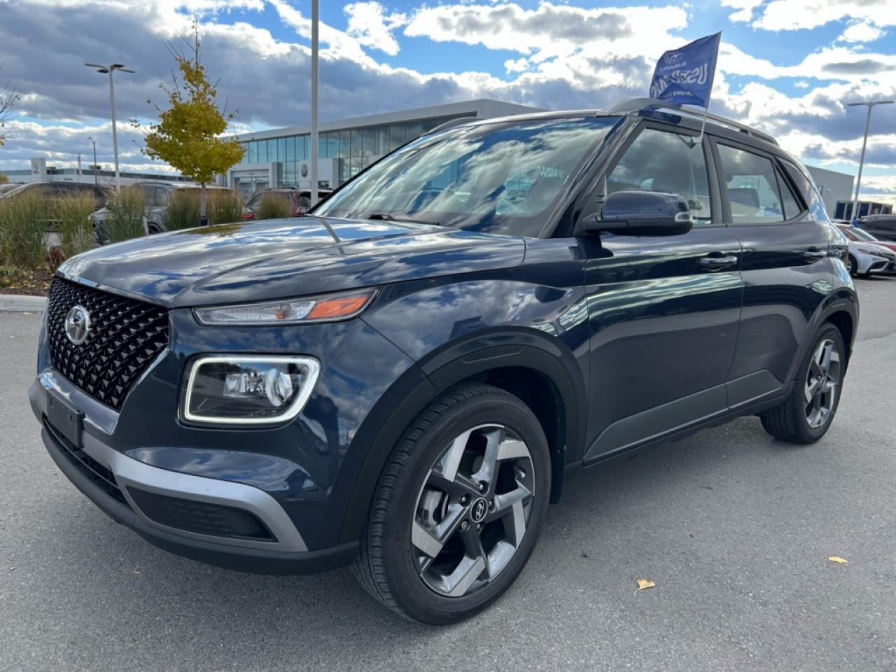 2022 Hyundai Venue Ultimate w/Denim Interior Photo