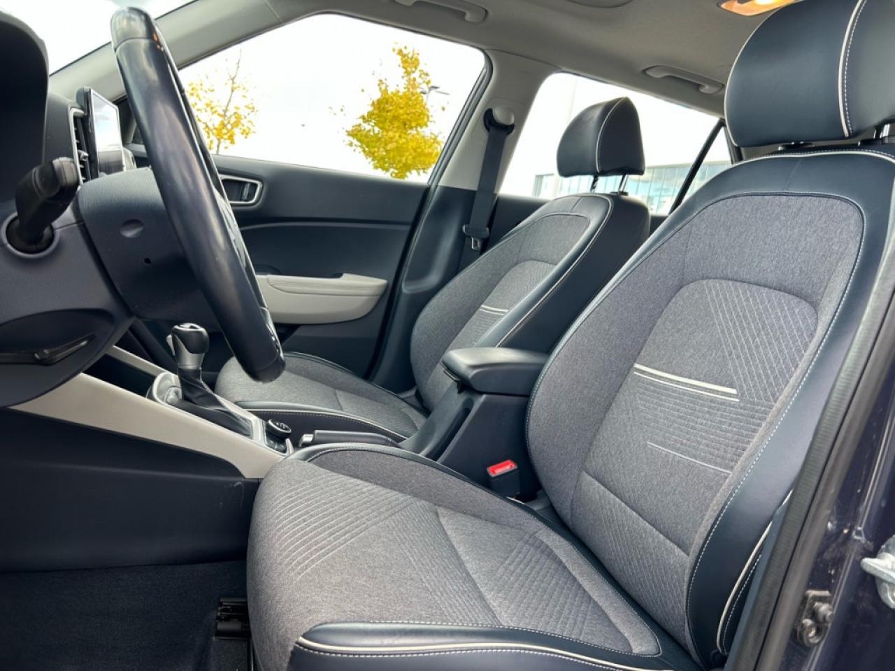 2022 Hyundai Venue Ultimate w/Denim Interior Photo
