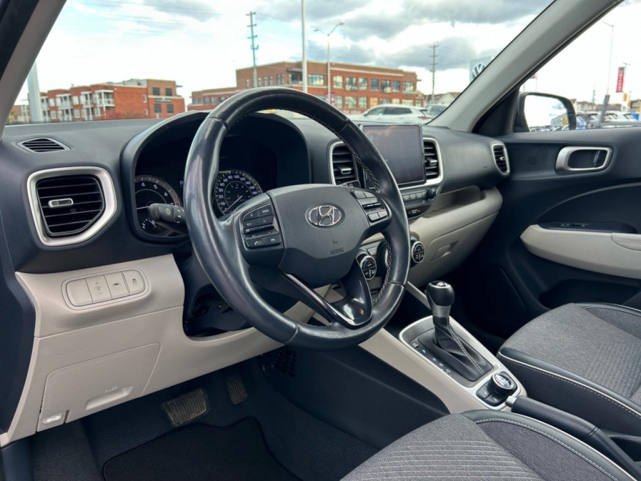2022 Hyundai Venue Ultimate w/Denim Interior Photo