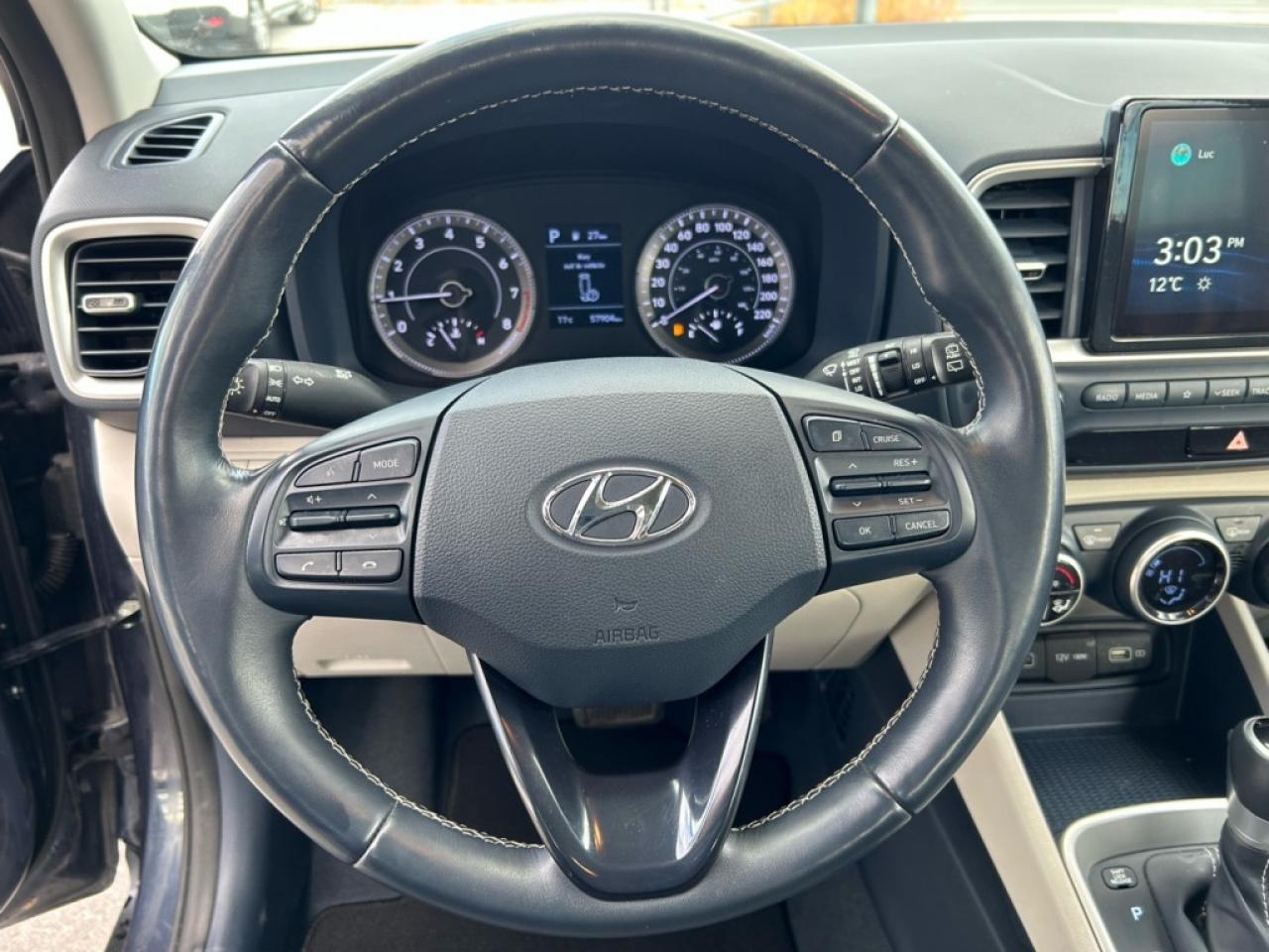 2022 Hyundai Venue Ultimate w/Denim Interior Photo