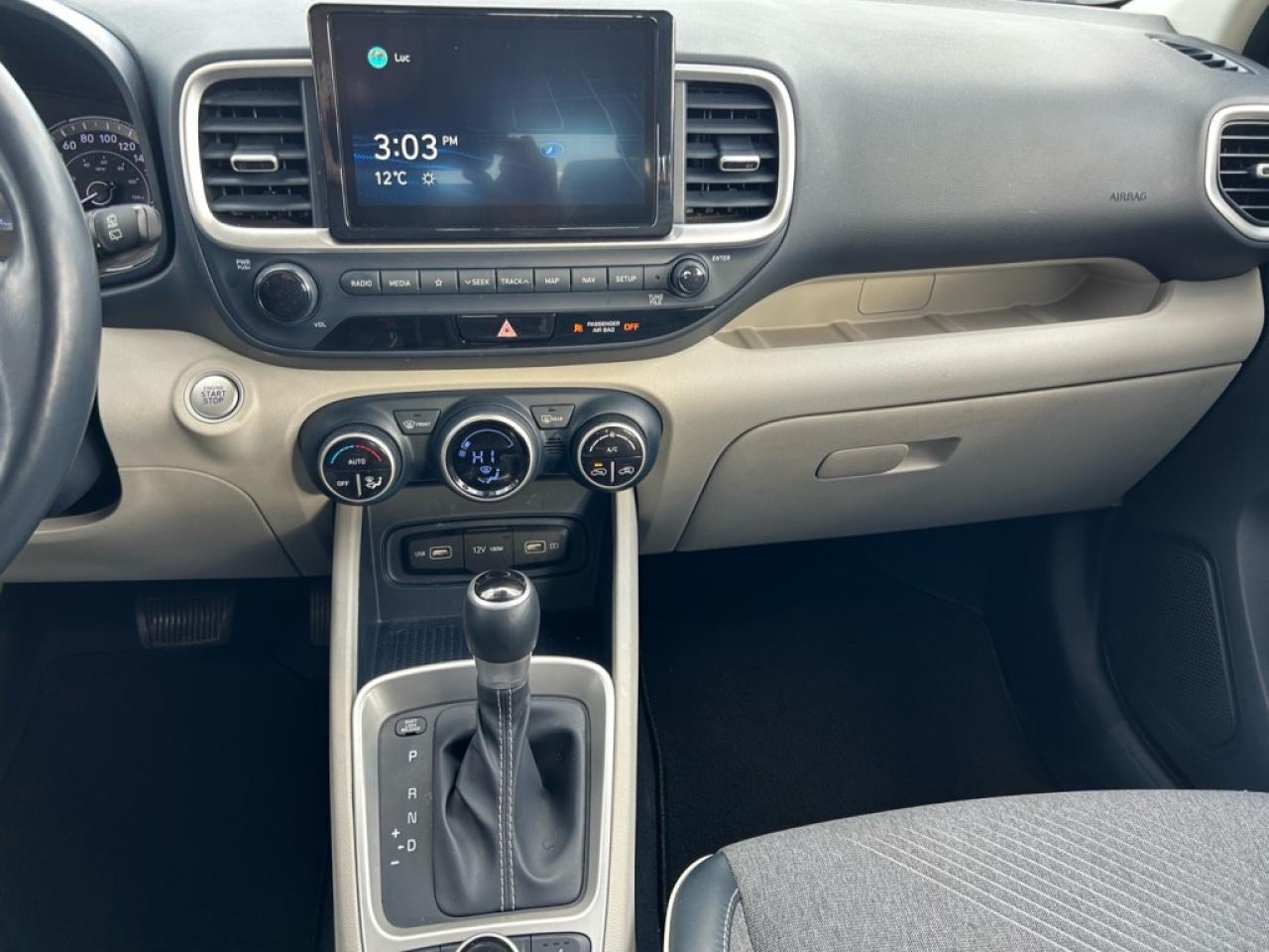 2022 Hyundai Venue Ultimate w/Denim Interior Photo