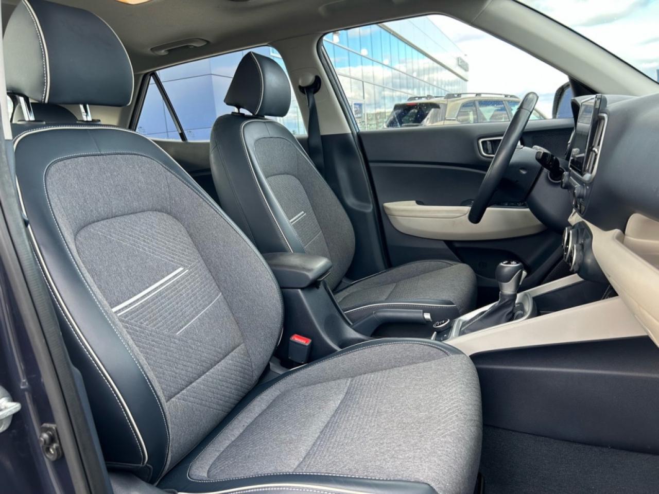 2022 Hyundai Venue Ultimate w/Denim Interior Photo