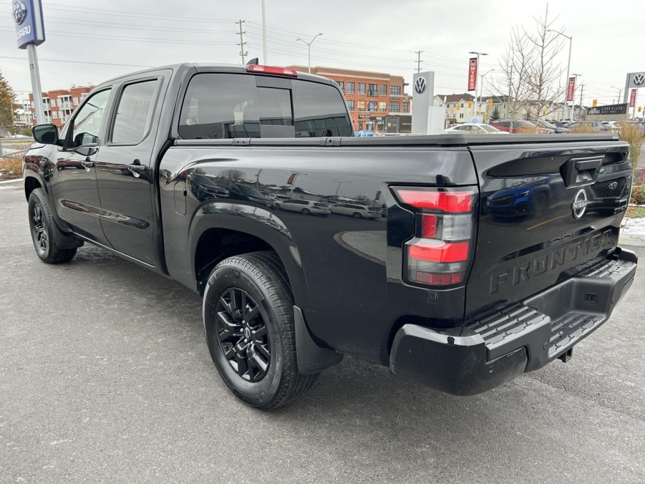 2023 Nissan Frontier Crew Cab SV  - Heated Seats Photo