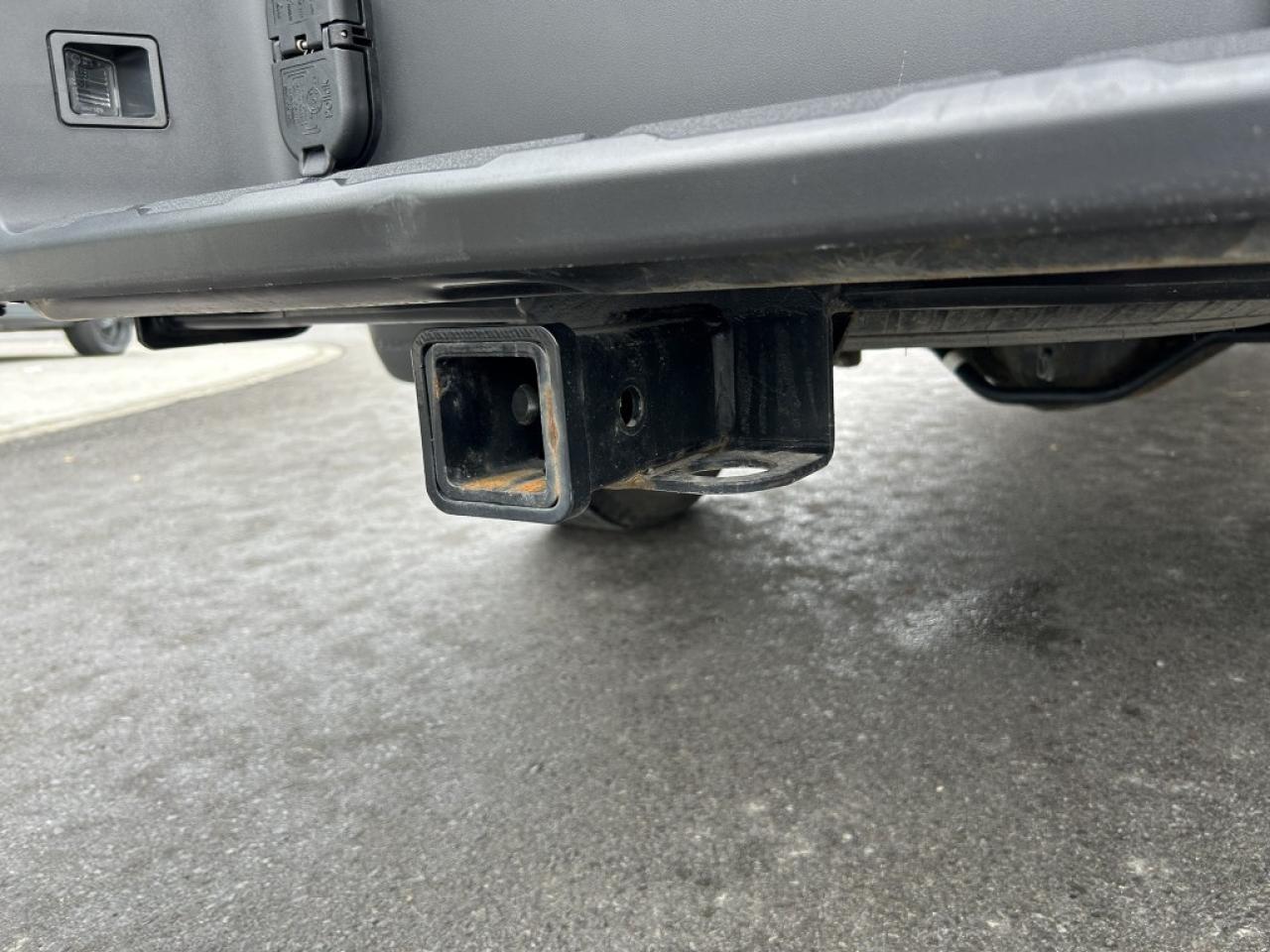 2023 Nissan Frontier Crew Cab SV  - Heated Seats Photo