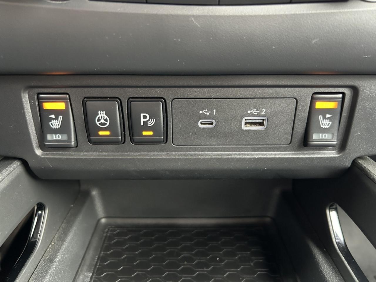 2023 Nissan Frontier Crew Cab SV  - Heated Seats Photo