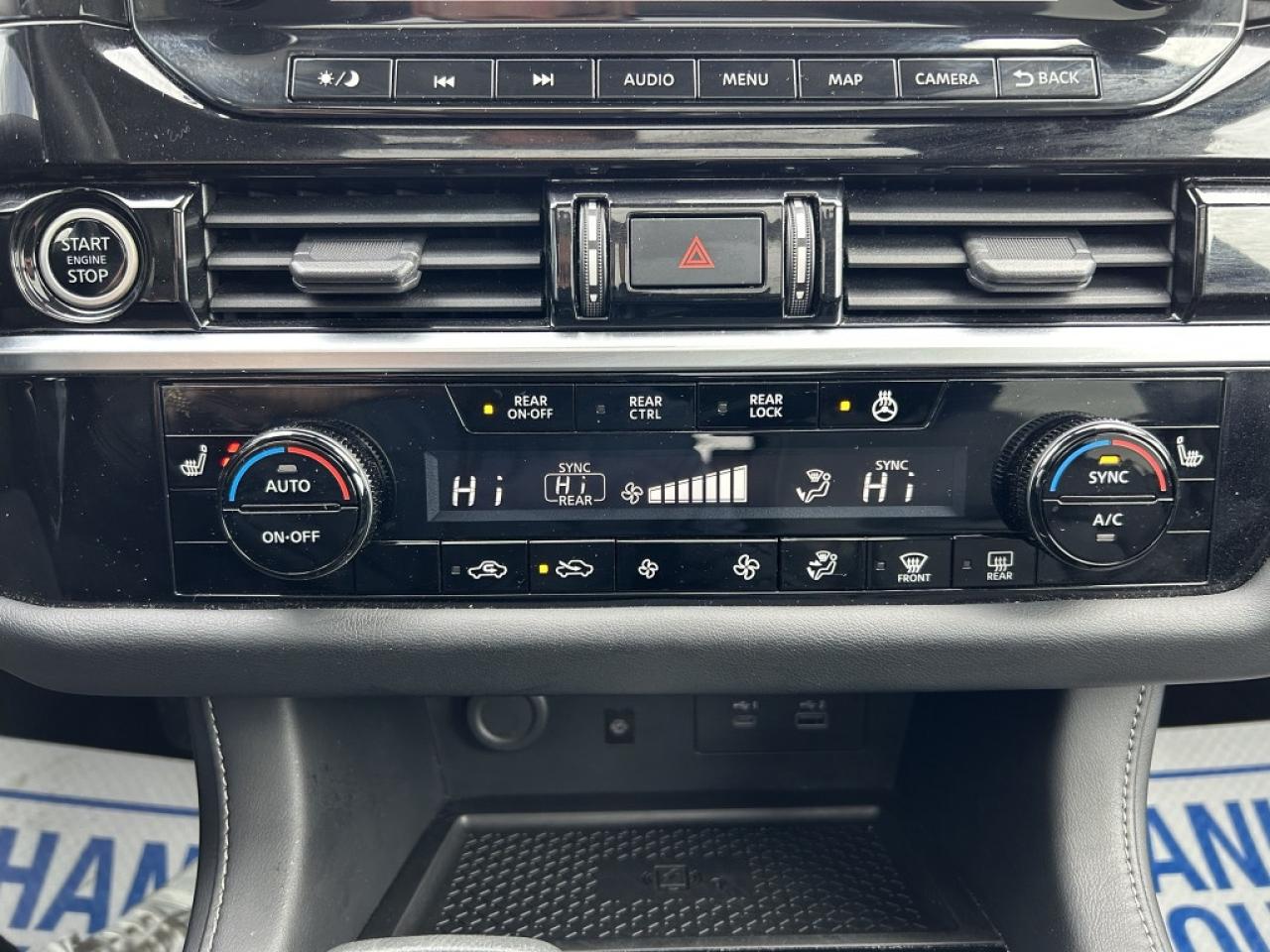 2023 Nissan Pathfinder SL  - Sunroof -  Navigation Photo