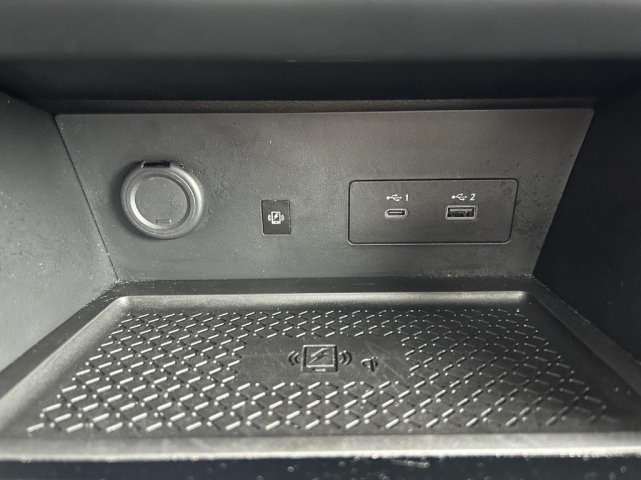 2023 Nissan Pathfinder SL  - Sunroof -  Navigation Photo