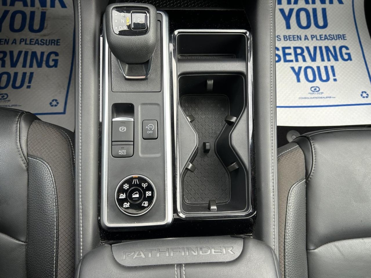 2023 Nissan Pathfinder SL  - Sunroof -  Navigation Photo