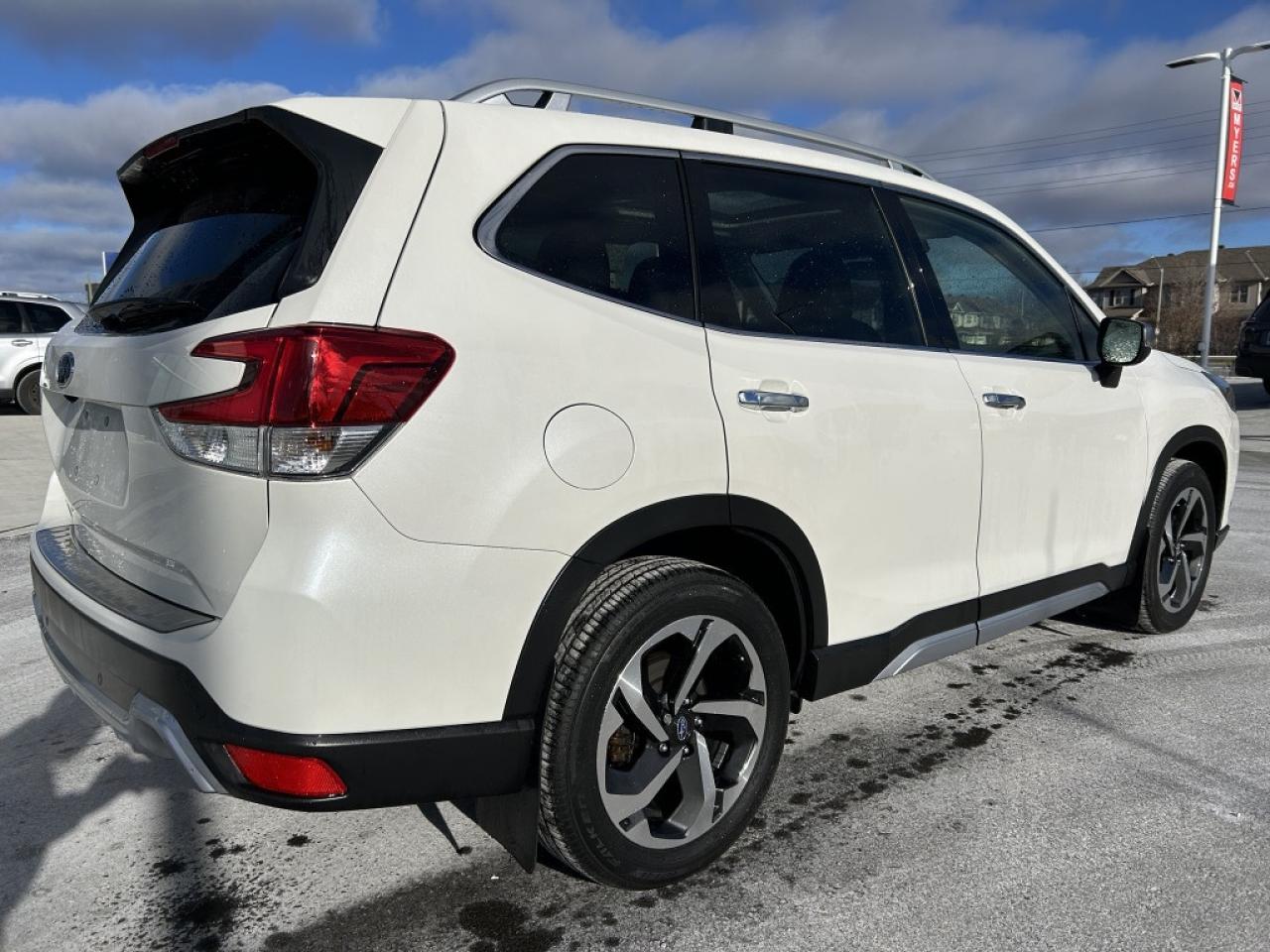 2023 Subaru Forester Premier  - Leather Seats Photo