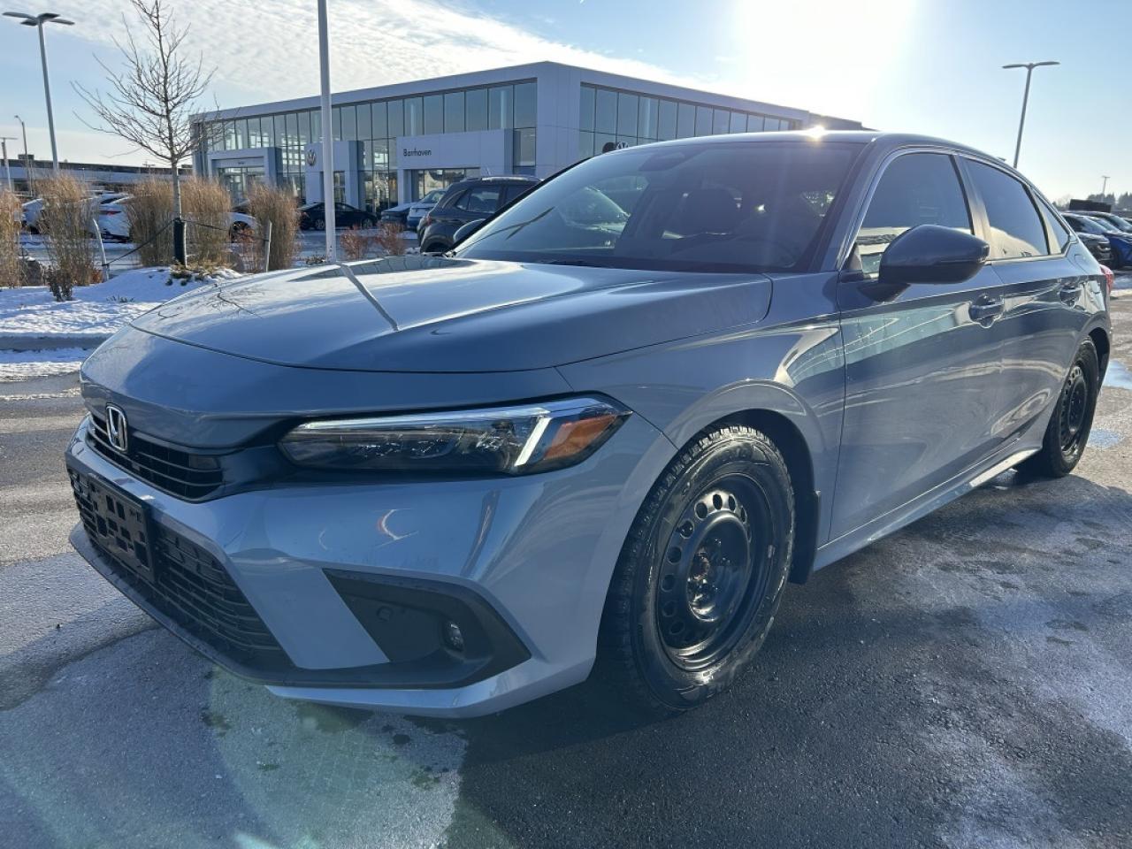 2024 Honda Civic Sedan Touring  - Leather Seats Photo2