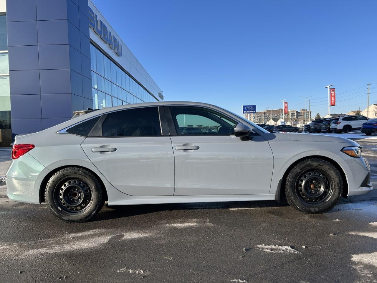 2024 Honda Civic Sedan Touring  - Leather Seats Photo