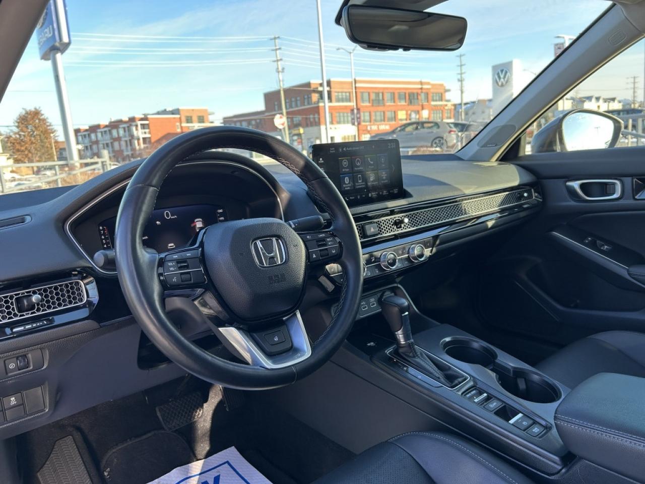 2024 Honda Civic Sedan Touring  - Leather Seats Photo