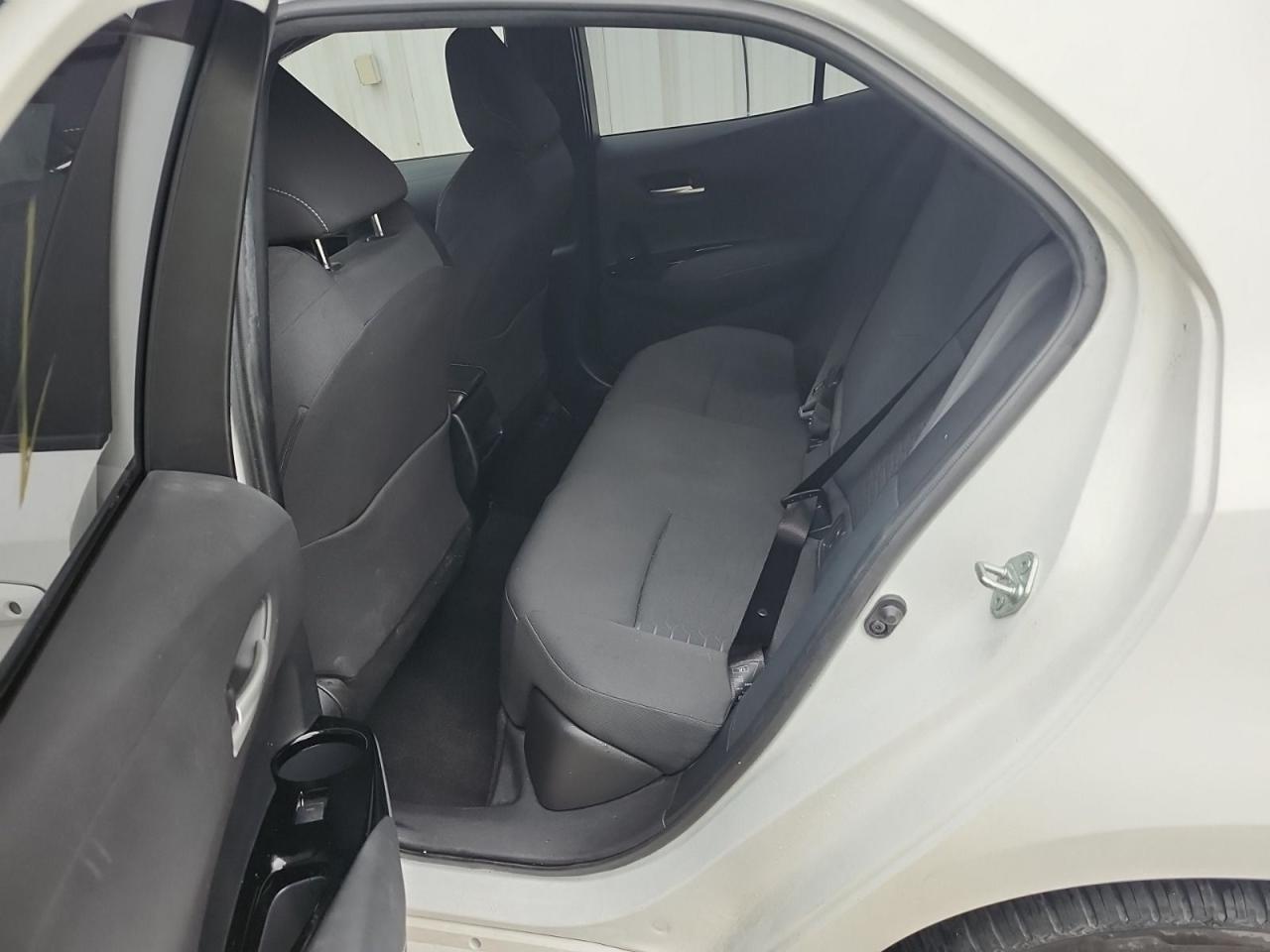 2022 Toyota Corolla SE Photo3