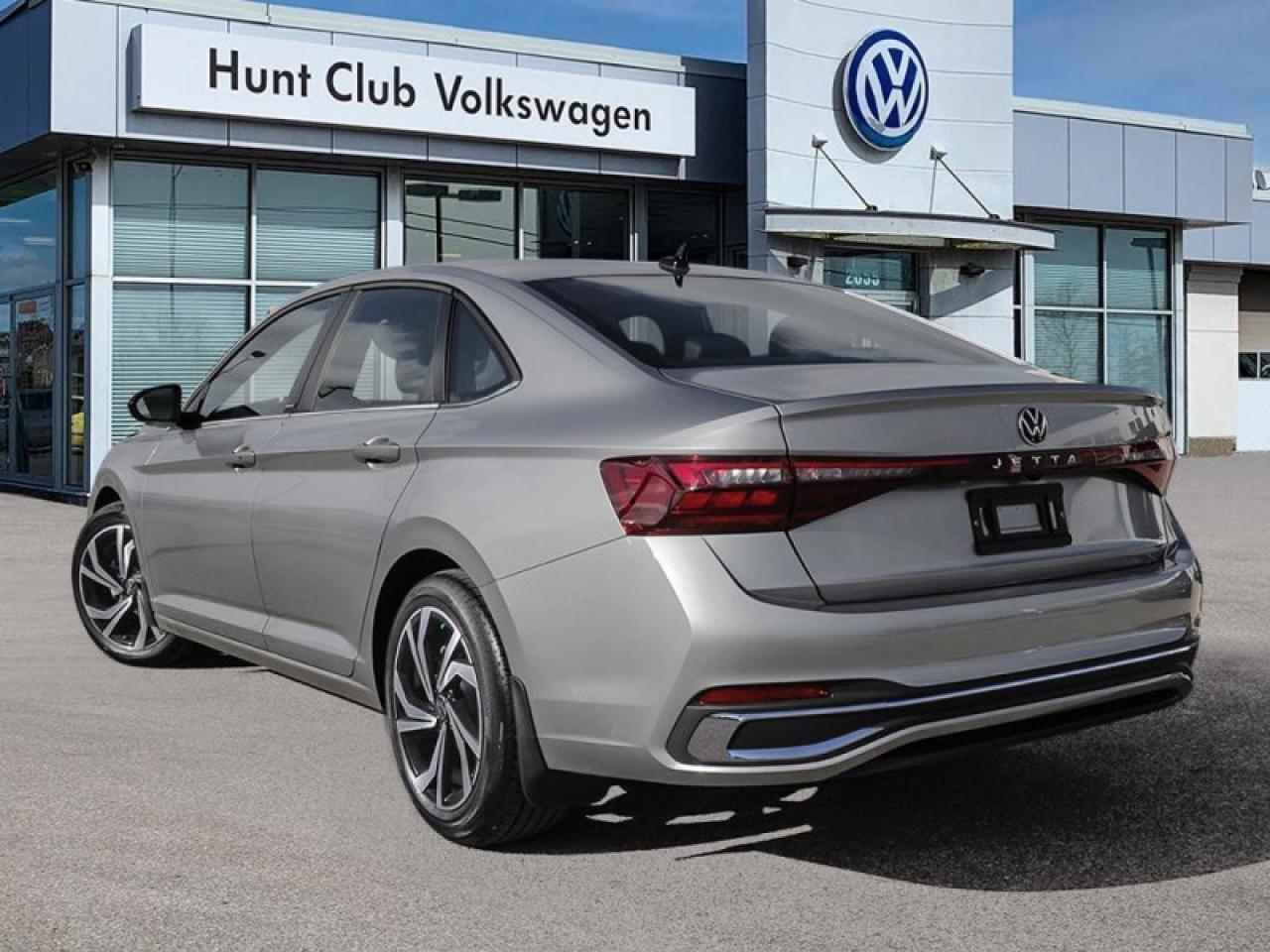 2025 Volkswagen Jetta Highline  - Leather Seats Photo3