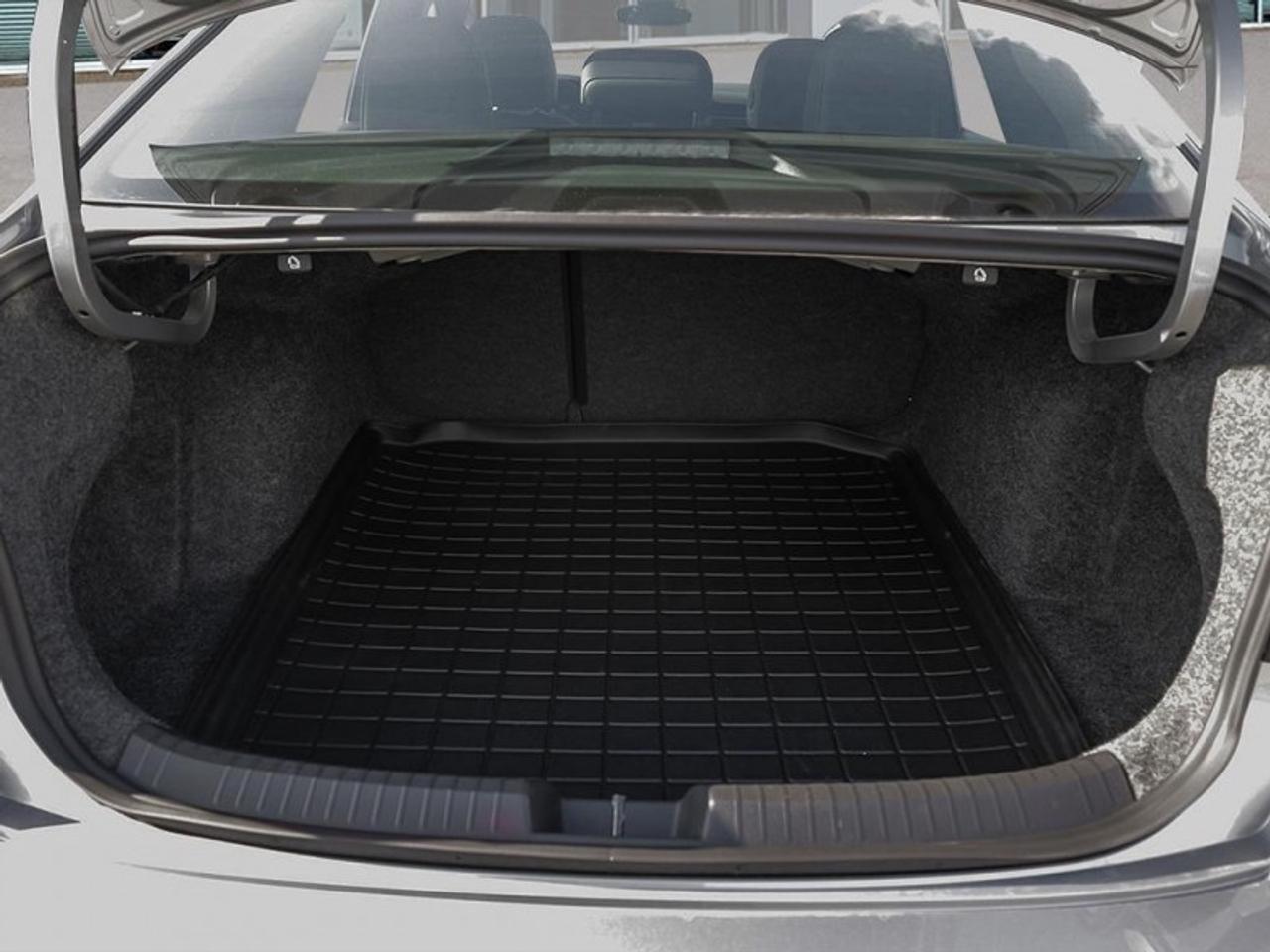 2025 Volkswagen Jetta Highline  - Leather Seats Photo