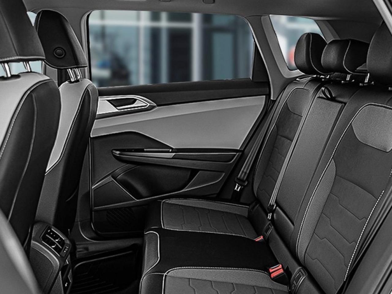 2025 Volkswagen Taos Comfortline  - Sunroof Photo