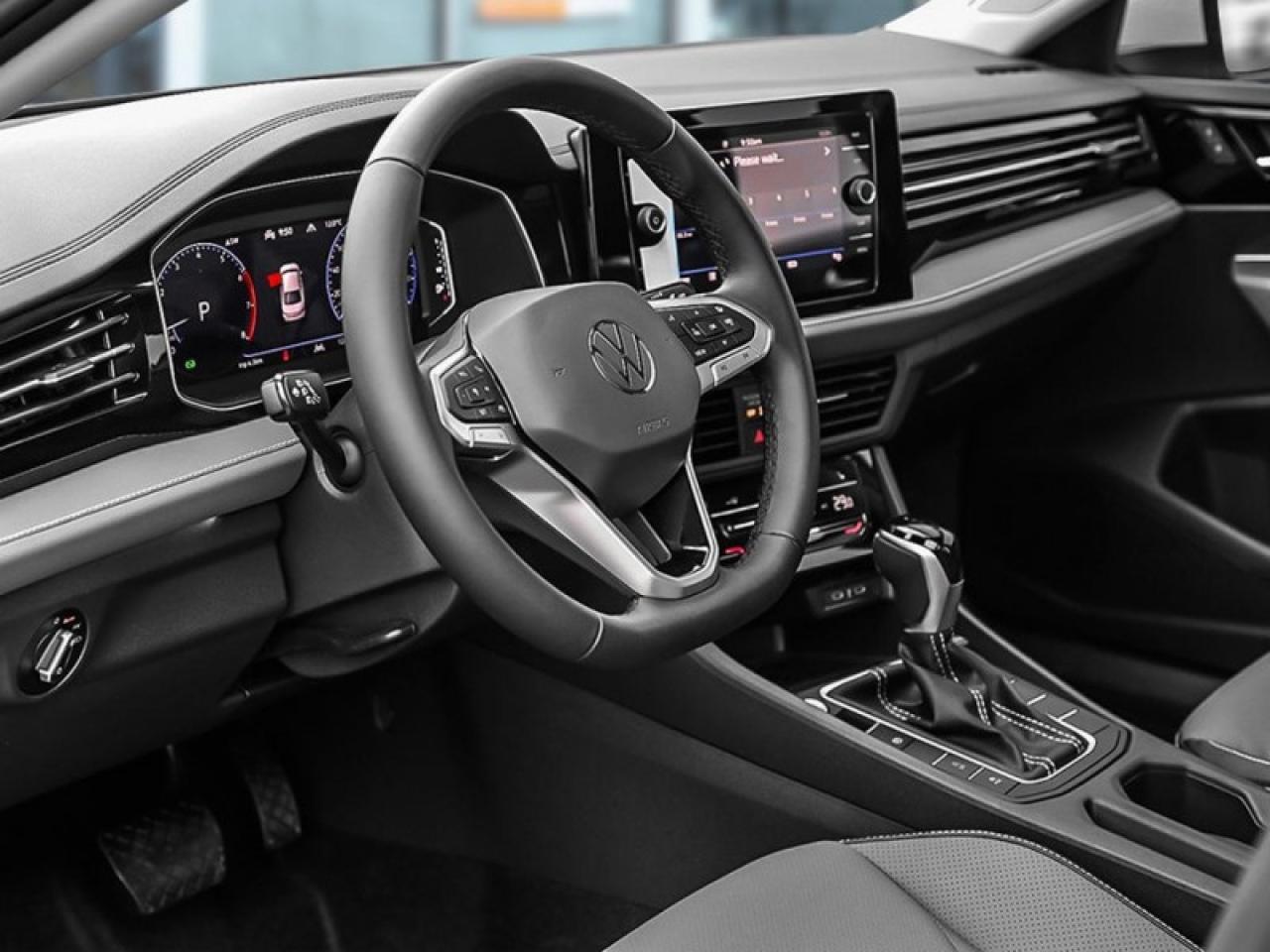 2025 Volkswagen Jetta Highline  - Leather Seats Photo