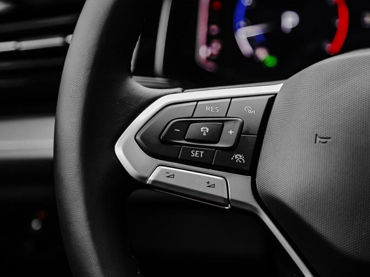 2025 Volkswagen Jetta Highline  - Leather Seats Photo