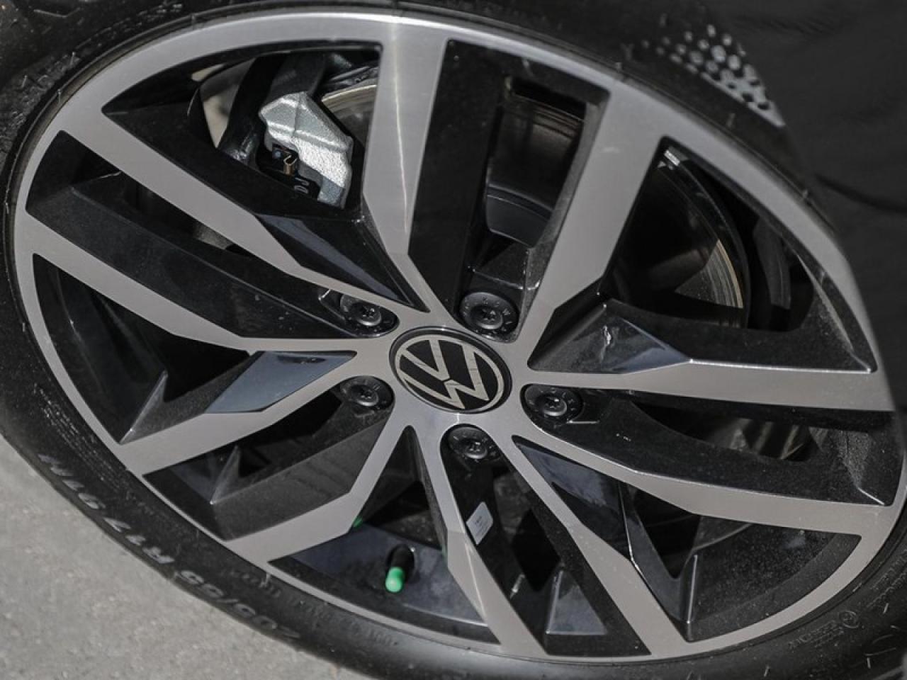 2025 Volkswagen Jetta Comfortline  - Sport Package Photo