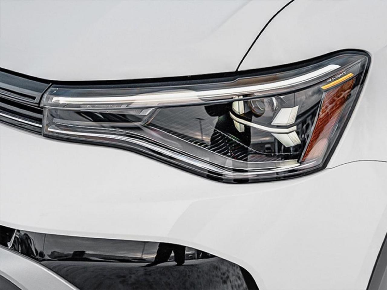 2026 Volkswagen Taos Trendline 4MOTION  - Heated Seats Photo