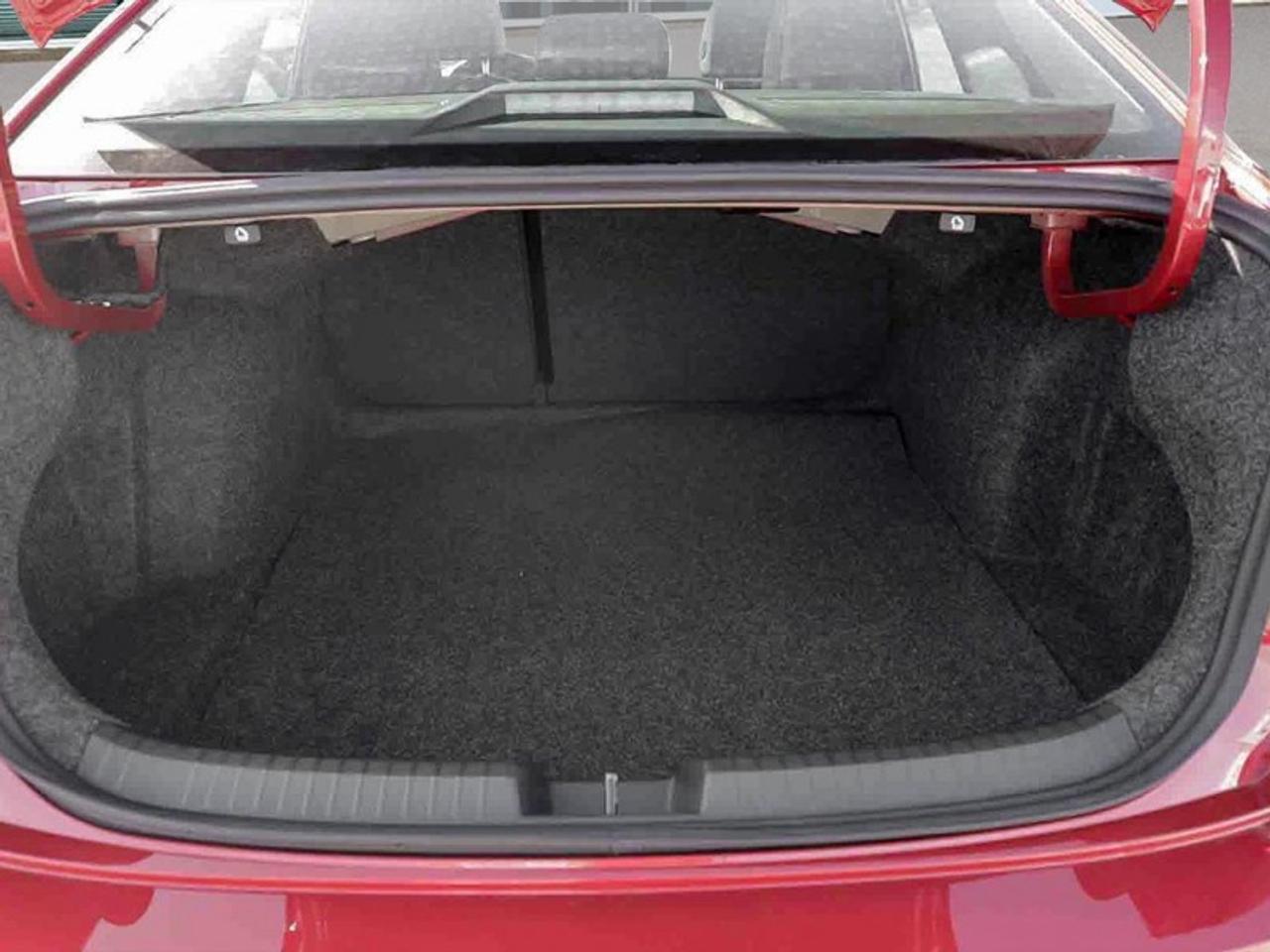 2026 Volkswagen Jetta Comfortline  - Sport Package Photo