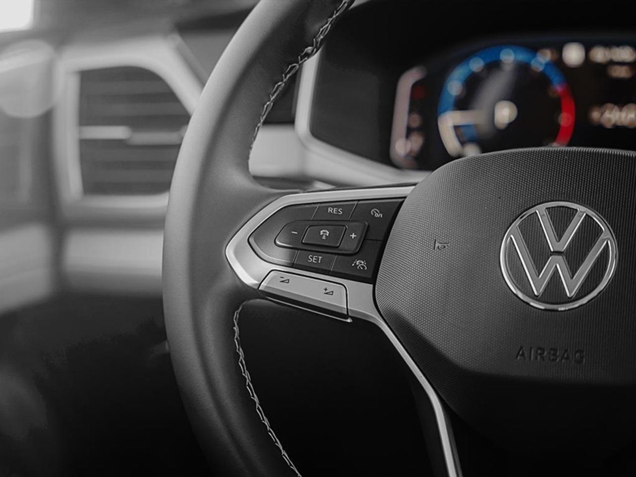 2025 Volkswagen Taos Highline  - Leather Seats Photo