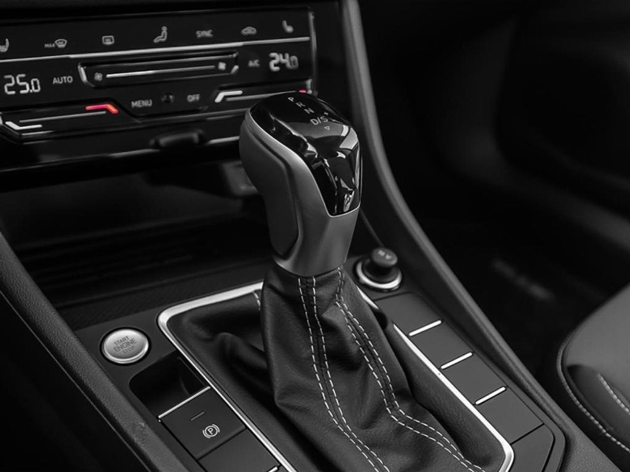 2026 Volkswagen Jetta Comfortline  - Sport Package Photo