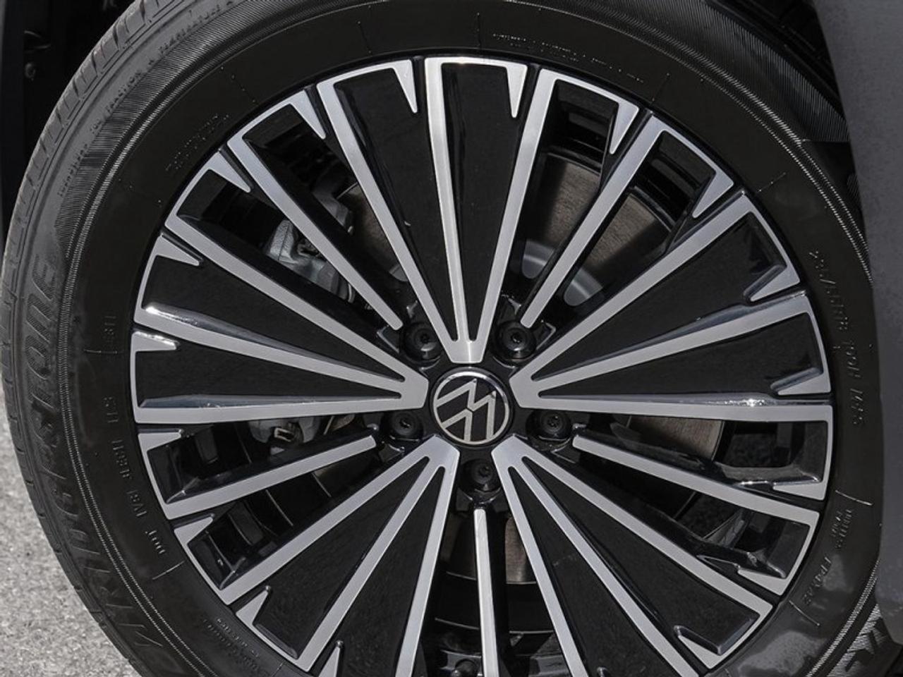 2026 Volkswagen Tiguan Comfortline  - Sunroof Photo