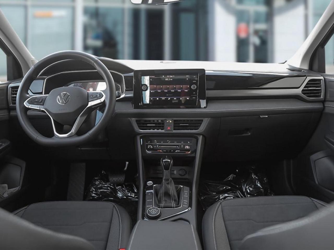 2026 Volkswagen Taos Comfortline Black Edition Photo