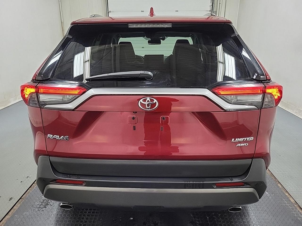 2019 Toyota RAV4 LIMITED  - Photo #2