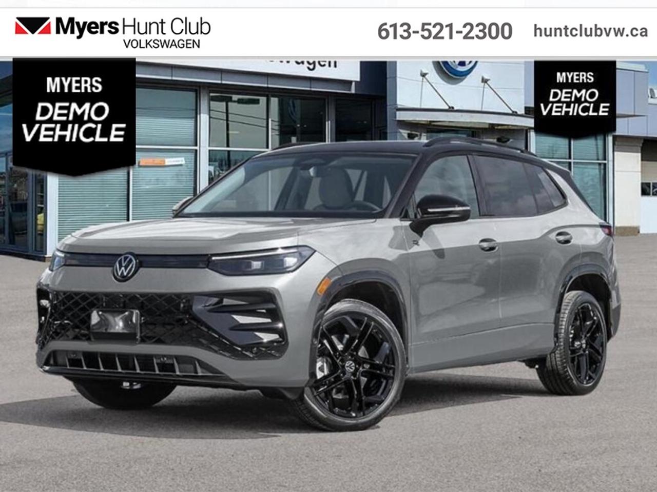 2026 Volkswagen Tiguan Comfortline R-Line Black Edition Photo0