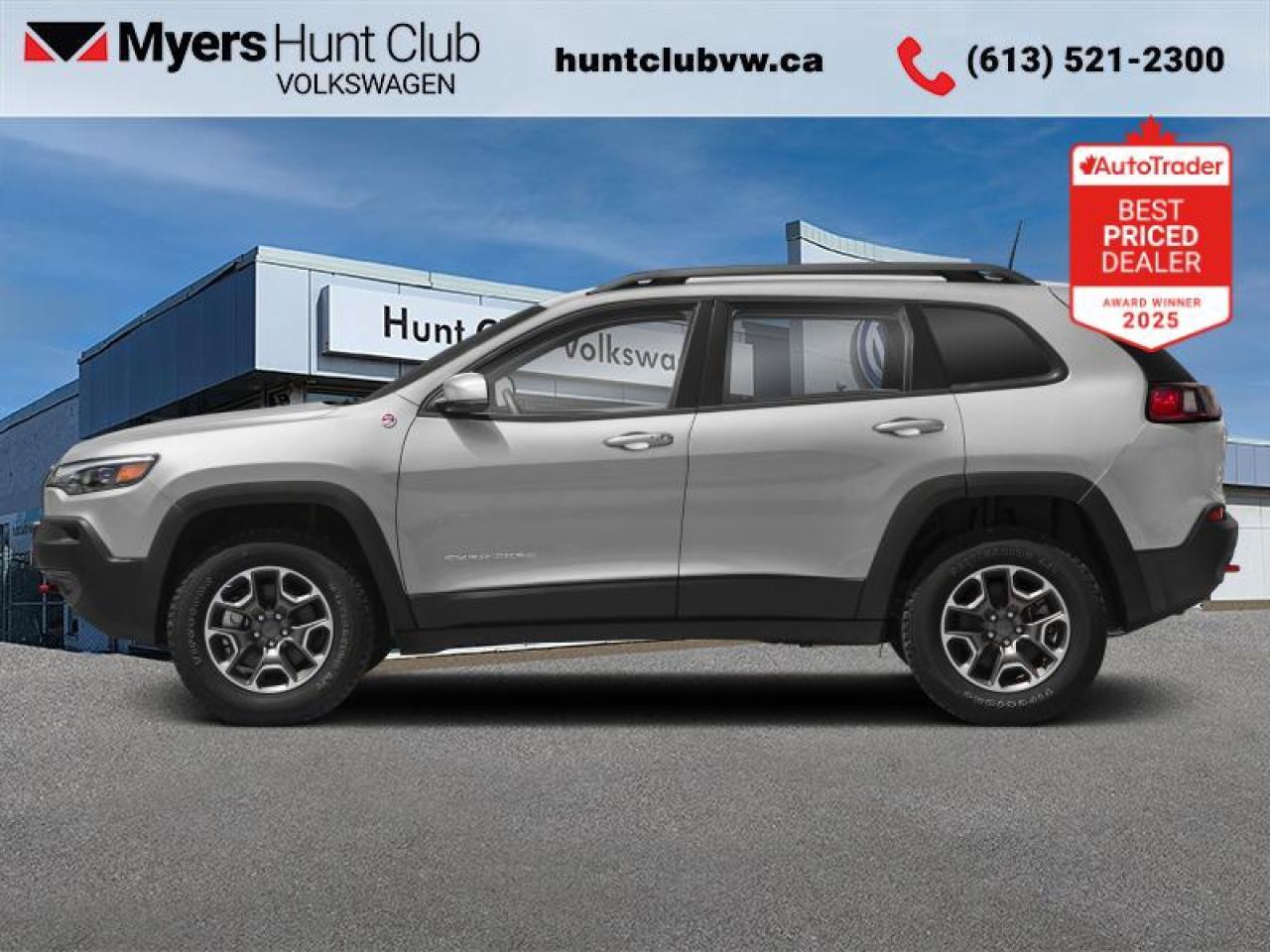 2019 Jeep Cherokee Trailhawk  -  Apple CarPlay Photo0