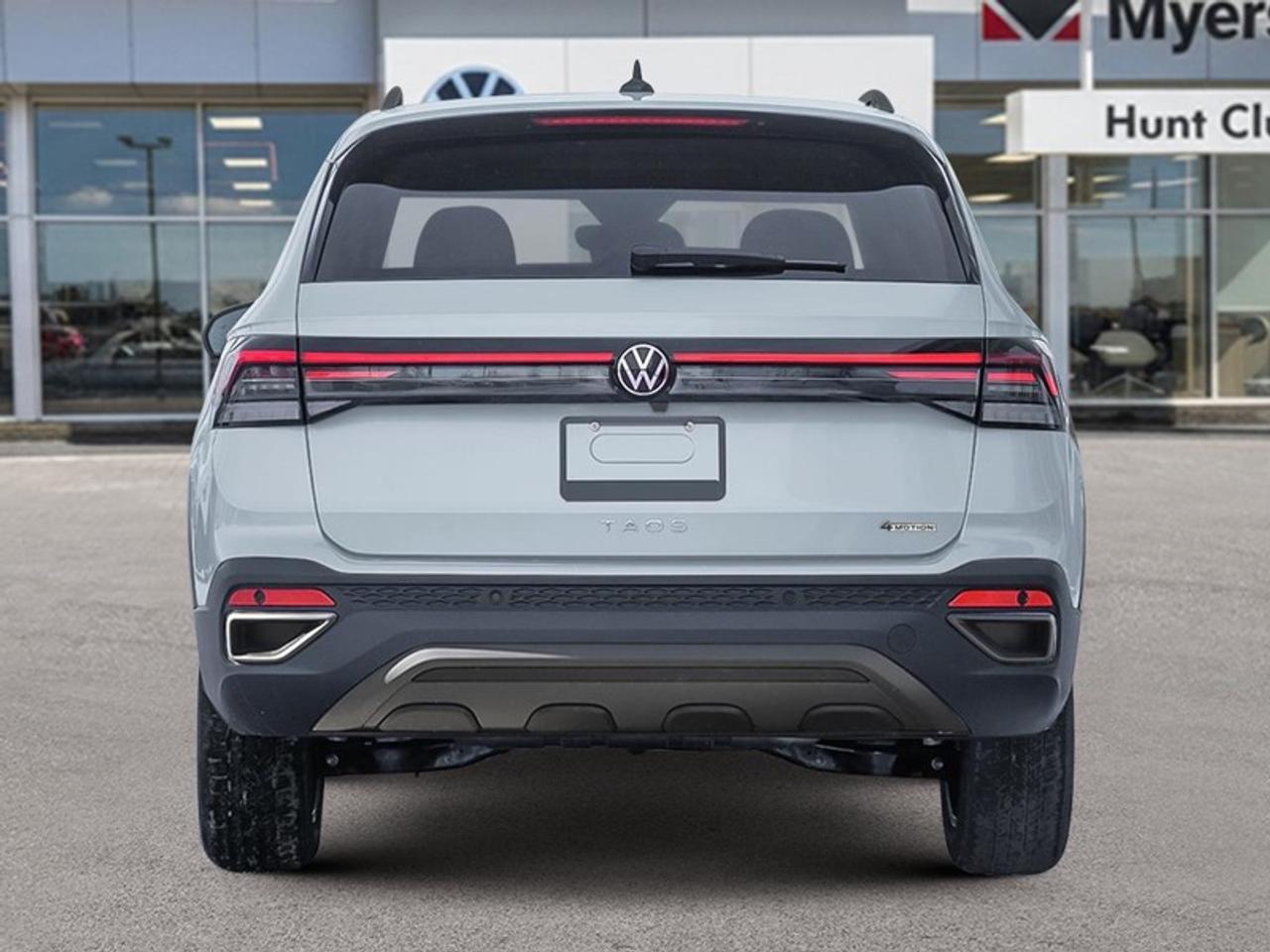 2026 Volkswagen Taos Comfortline Black Edition Photo