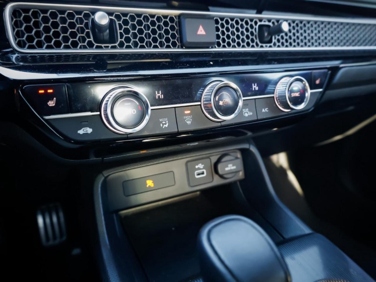 2023 Honda Civic Sedan Sport  - Sunroof -  Heated Seats Photo