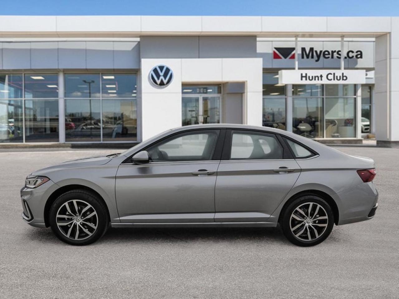 2026 Volkswagen Jetta Comfortline  - Sport Package Photo2