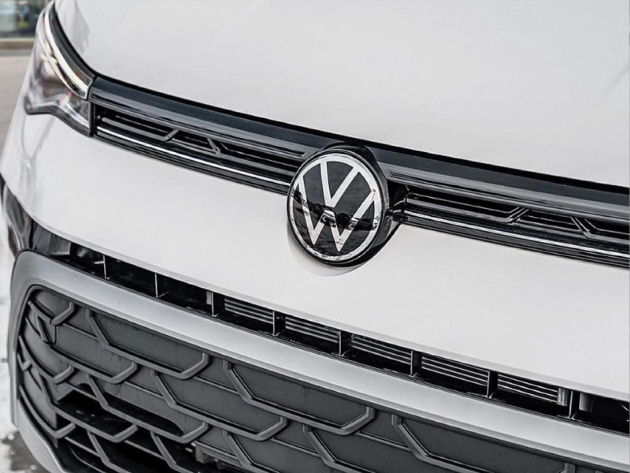 2026 Volkswagen Taos Trendline 4MOTION  - Heated Seats Photo