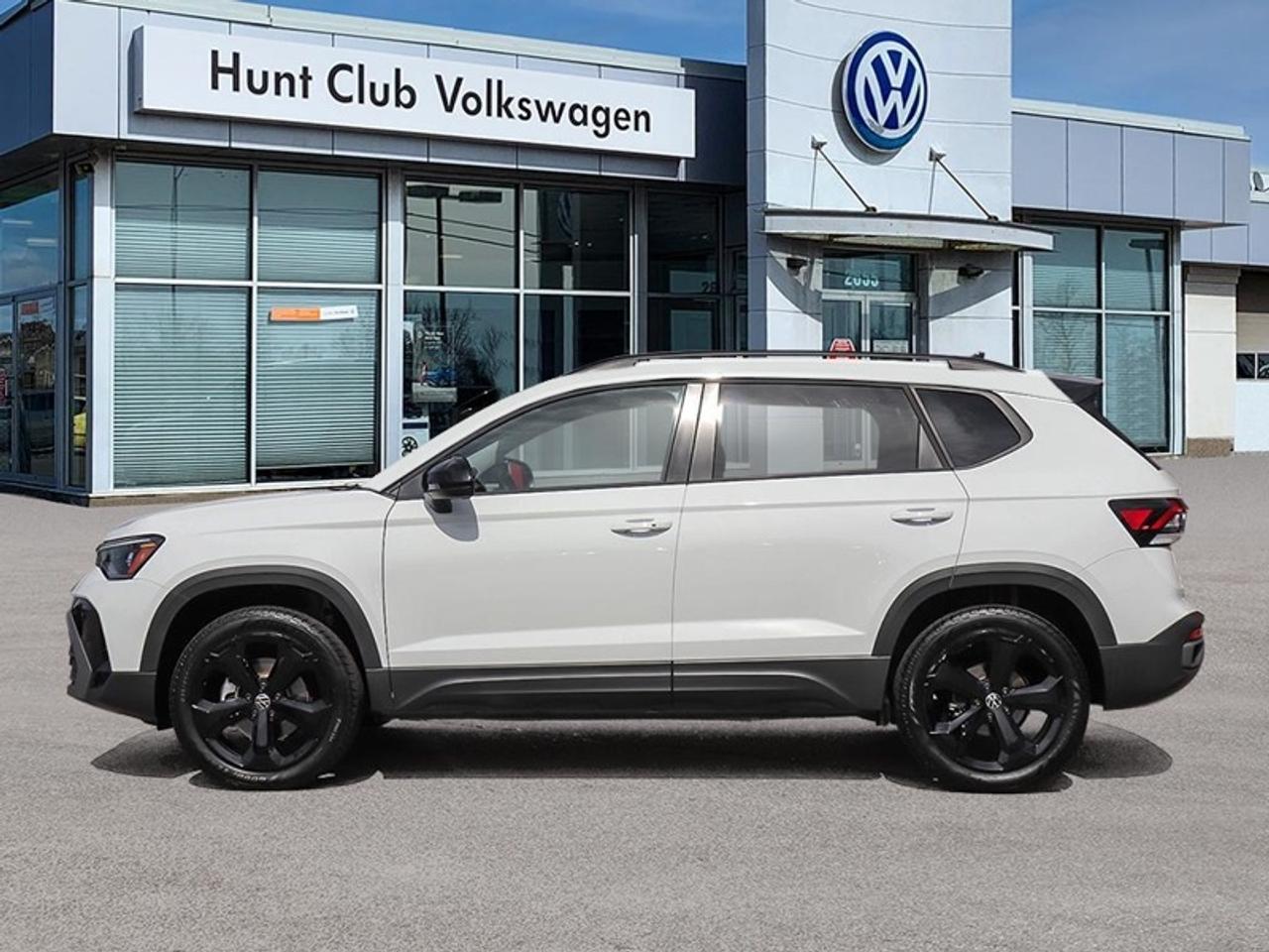 2026 Volkswagen Taos Comfortline Black Edition Photo2
